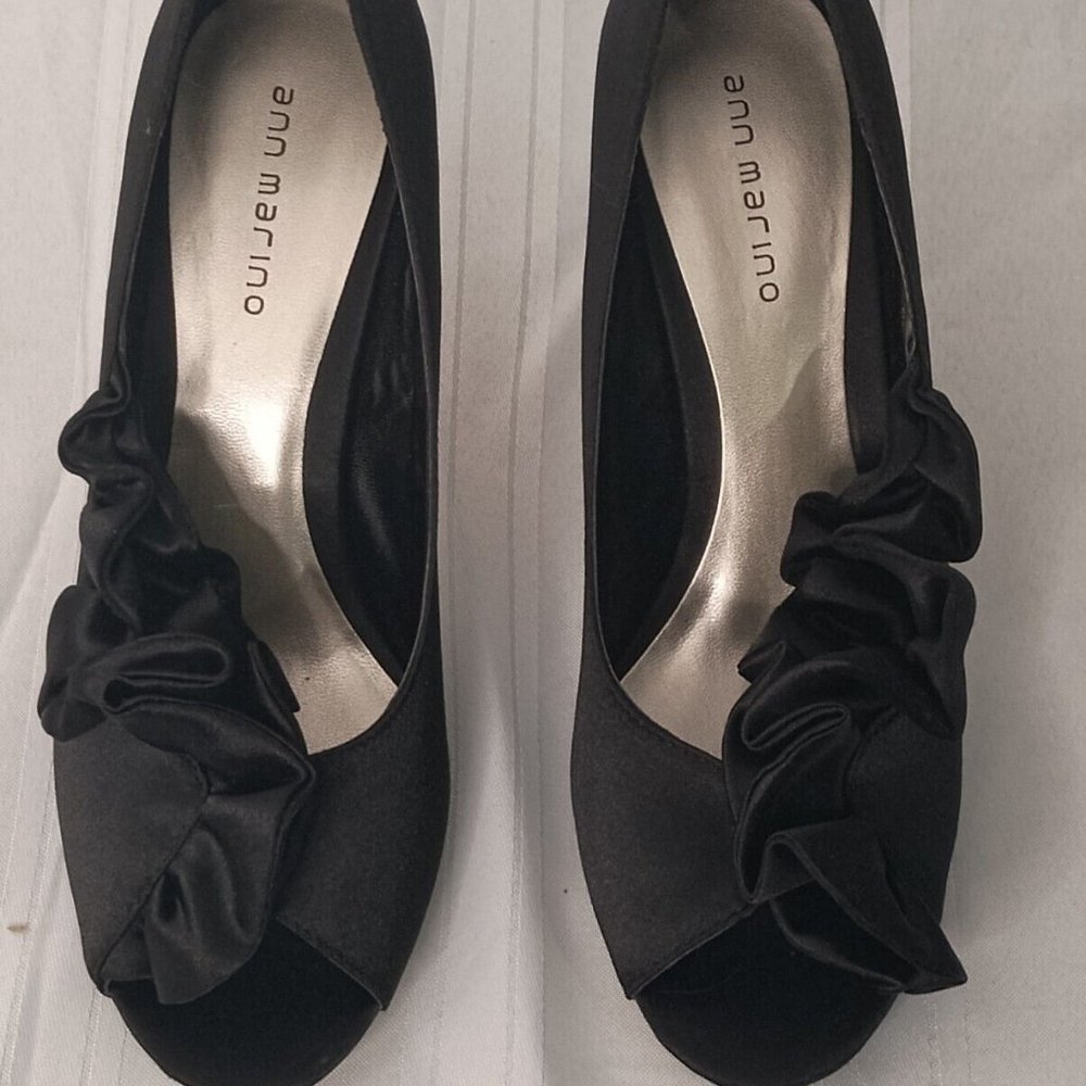 Ann Marino Size 9 Black Open Toe Satin Pumps Heels EUC #790
